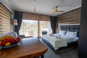beach walk luxury suites
