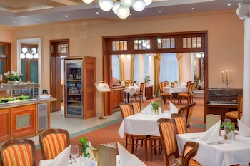 ensana centralni lazne maria spa