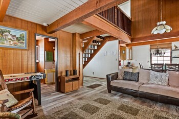 happy bear cabin