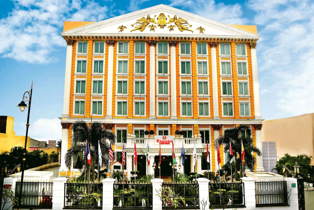 Ramada By Wyndham Amritsar,Hall Bazar,5 star