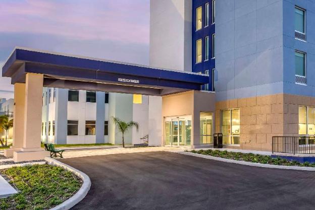 comfort inn and suites new port richey downtown district