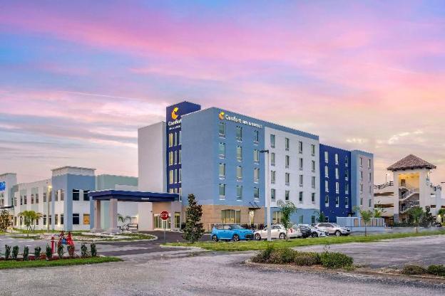 comfort inn and suites new port richey downtown district