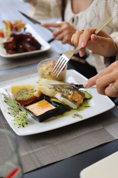 hotel restaurant les jasses de camargue