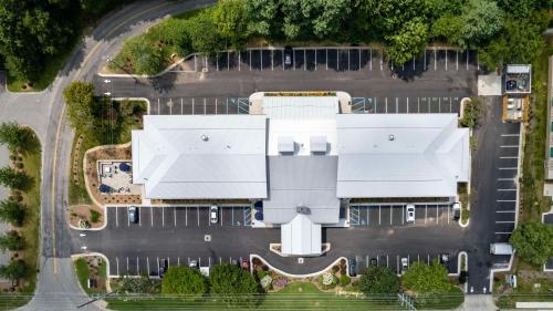 graystone lodge ascend hotel collection