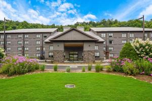 graystone lodge ascend hotel collection