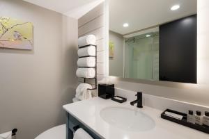 graystone lodge ascend hotel collection