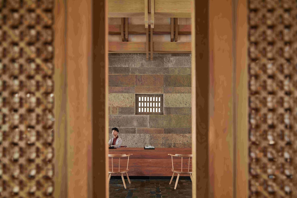 pokkei hotel shaoxing