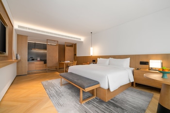 pokkei hotel shaoxing