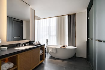 pokkei hotel shaoxing