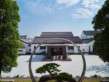 pokkei hotel shaoxing