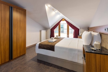 baymari suites design