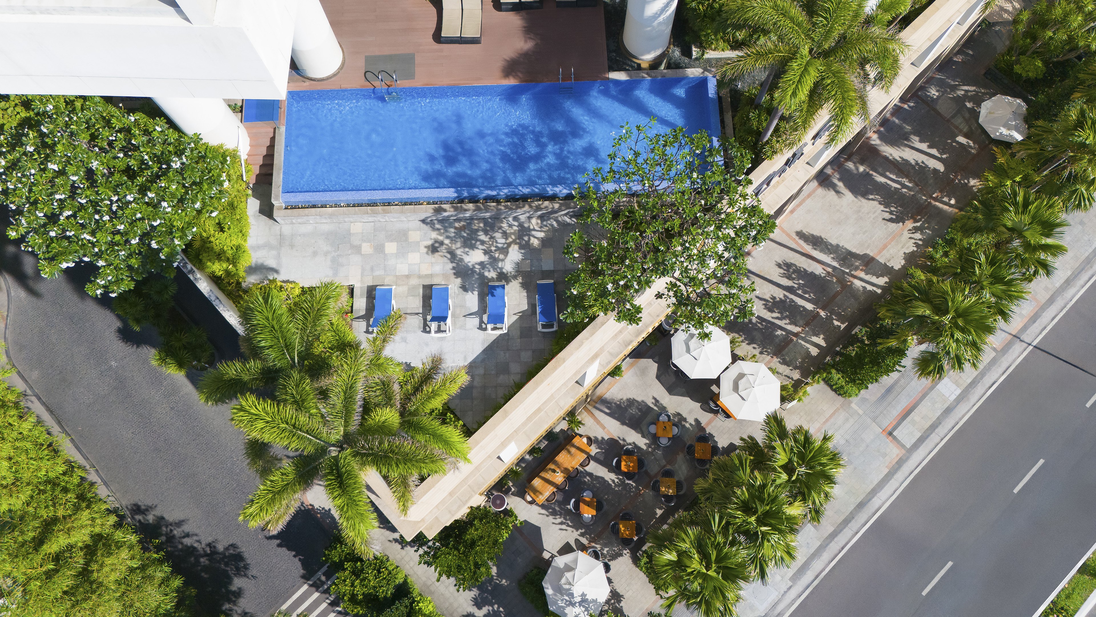 costa executive residences