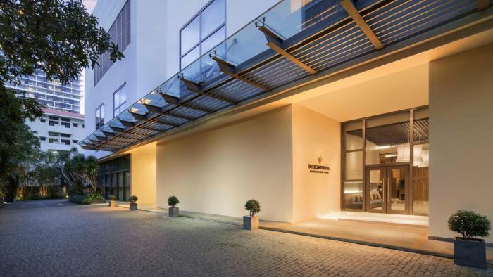 costa executive residences