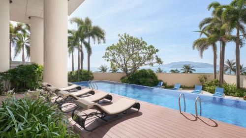 costa executive residences