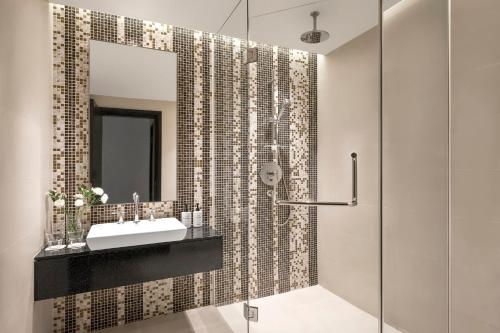 costa executive residences