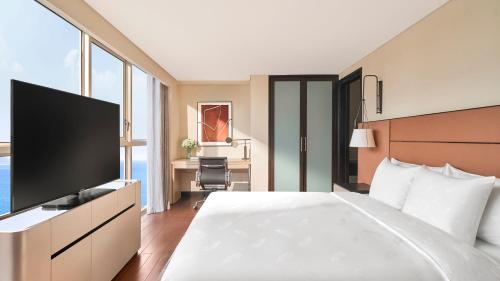 costa executive residences