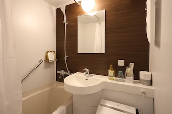 sk hotel kobe station front