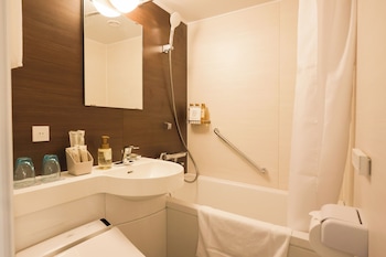 sk hotel kobe station front