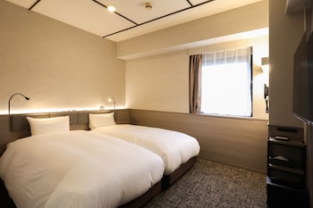 sk hotel kobe station front