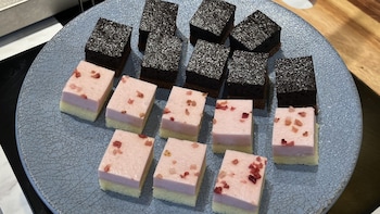 sk hotel kobe station front