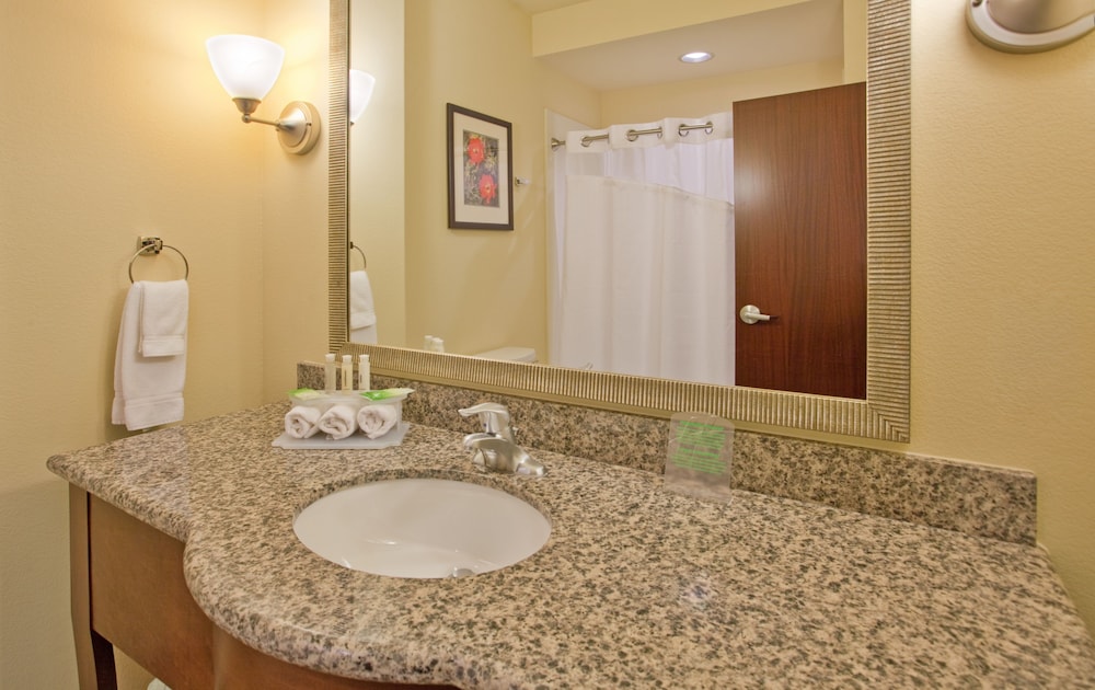 holiday inn express hotel and suites gallup east by ihg