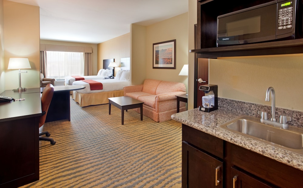holiday inn express hotel and suites gallup east by ihg