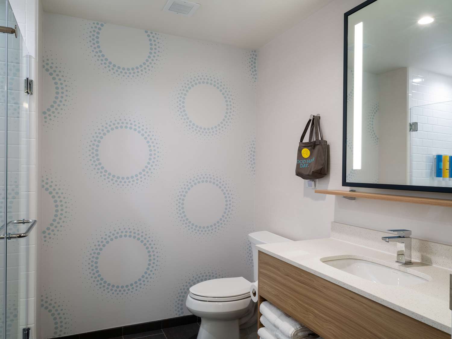 tru by hilton atlanta airport college park