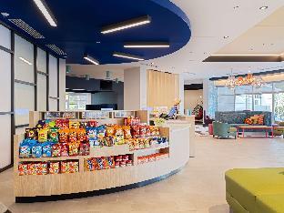 tru by hilton atlanta airport college park