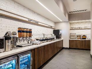 tru by hilton atlanta airport college park