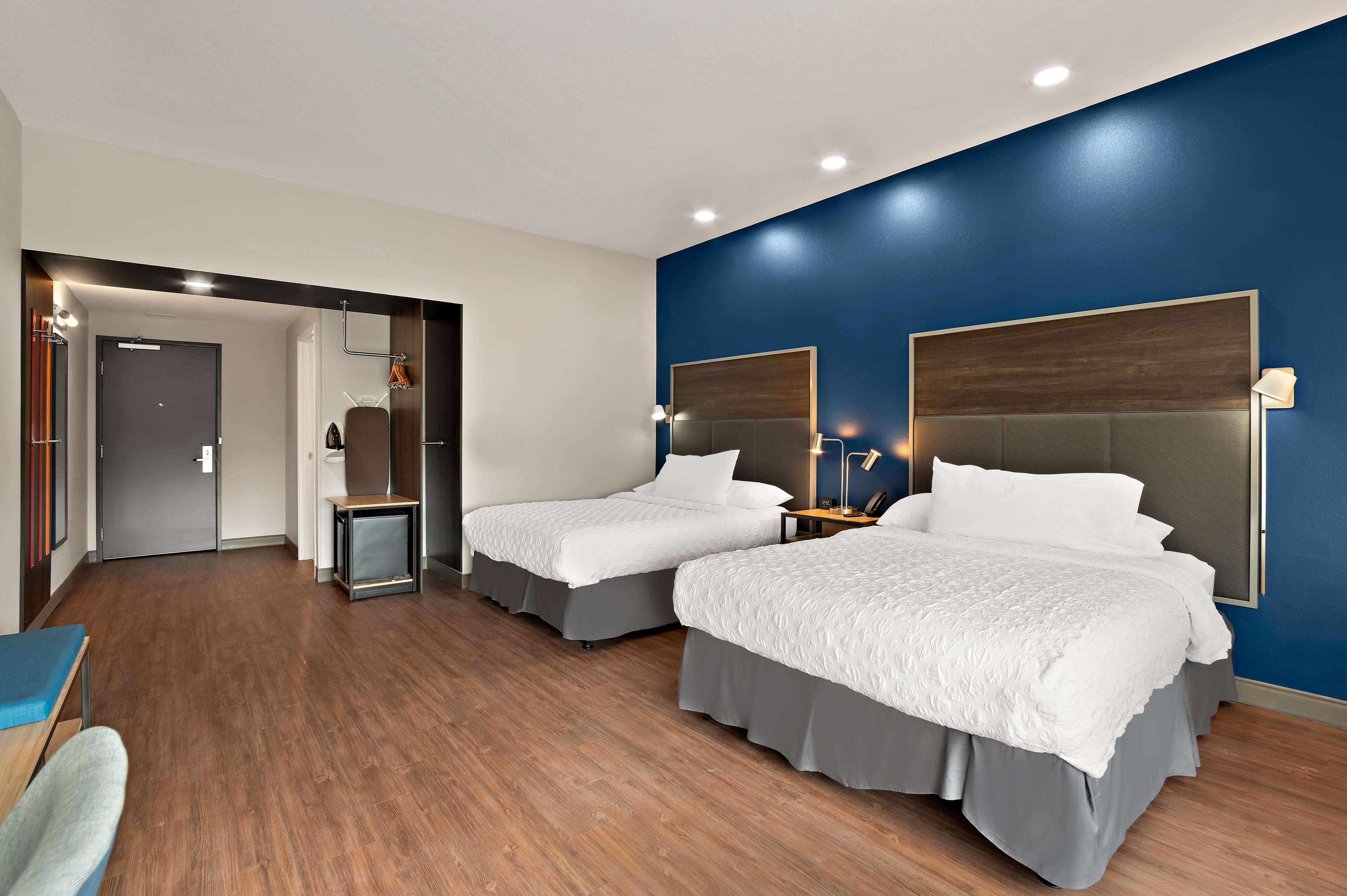 tru by hilton santee