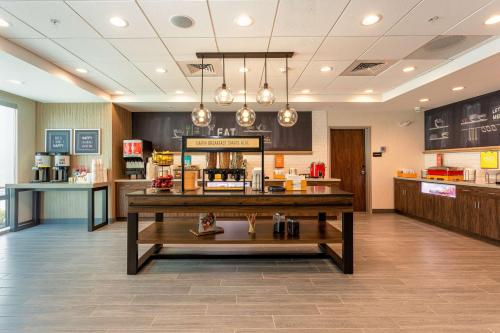 hampton inn marianna i 10