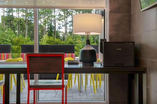 home2 suites by hilton fayetteville north