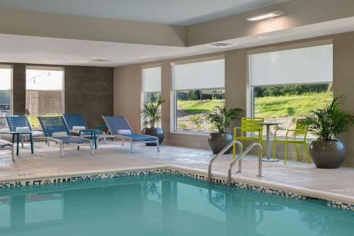 home2 suites by hilton fayetteville north