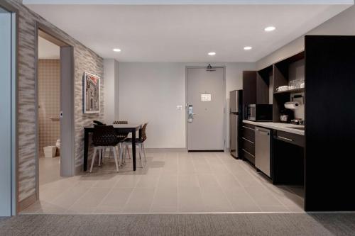 home2 suites by hilton fayetteville north