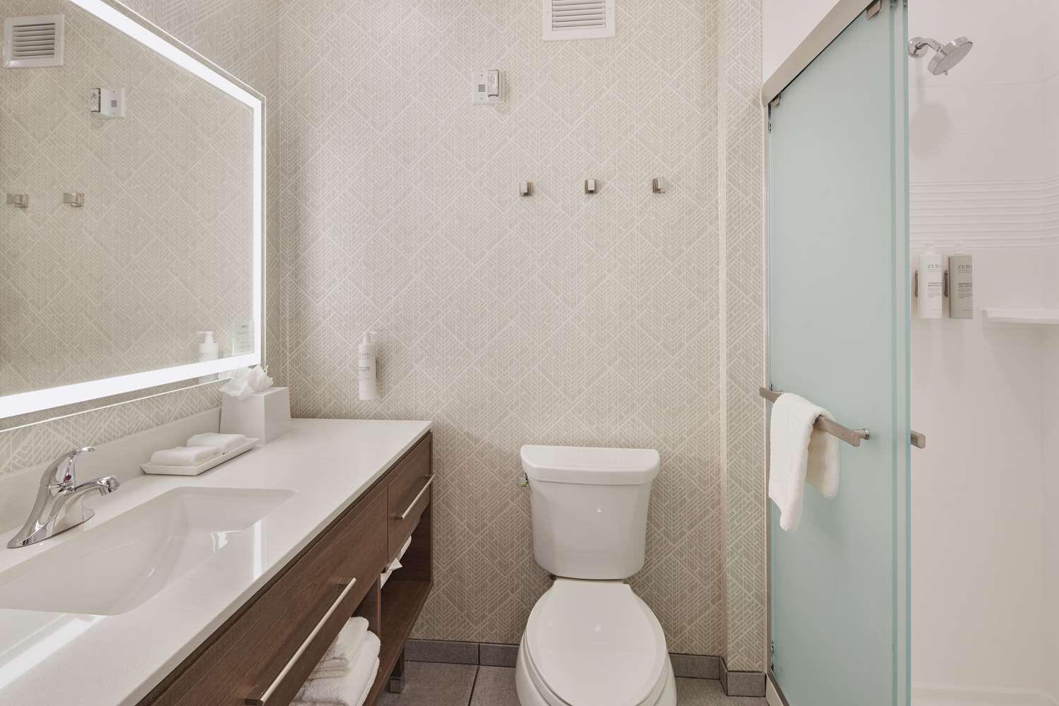 home2 suites by hilton sacramento at csus