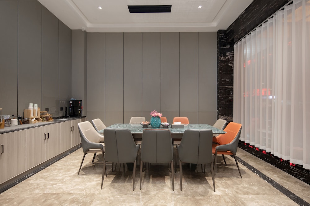 yiwu manting city hotel