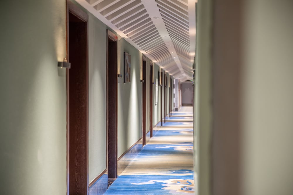 yiwu manting city hotel