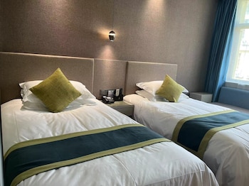 yiwu manting city hotel