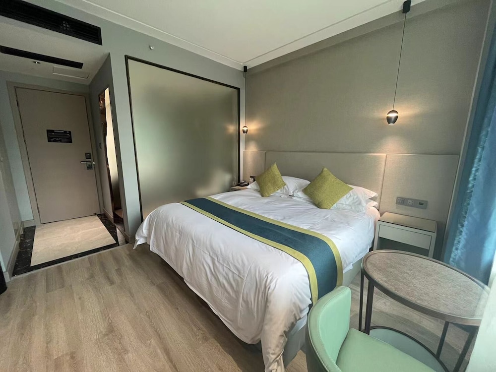 yiwu manting city hotel