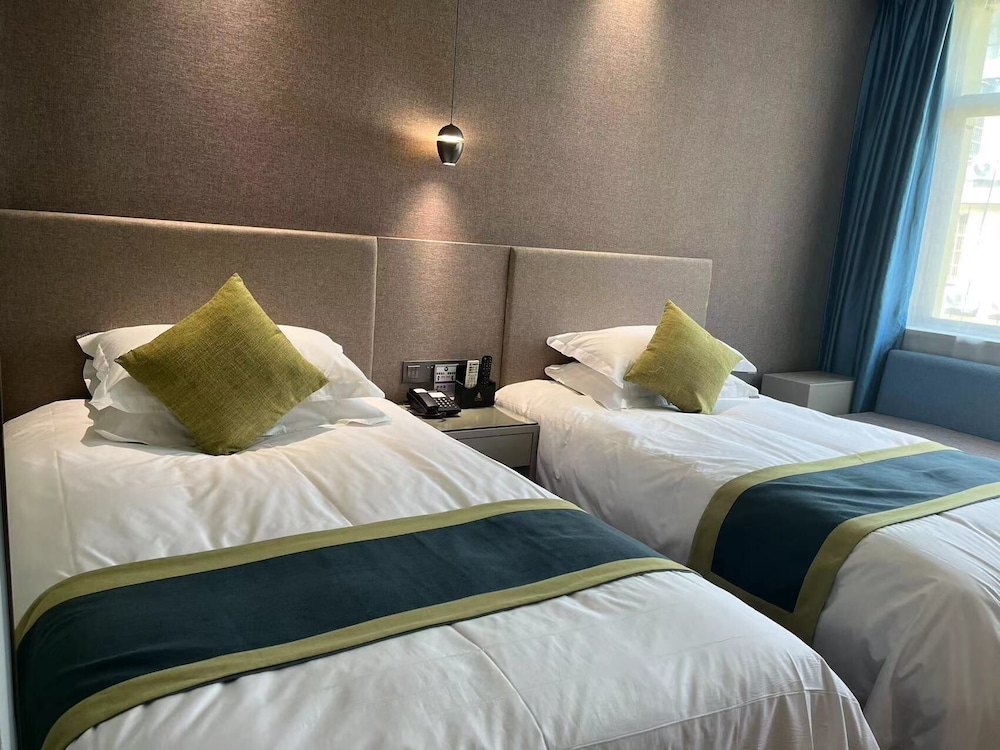 yiwu manting city hotel
