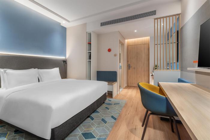 holiday inn express dalian golden pebble beach an ihg hotel