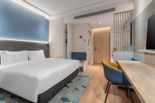 holiday inn express dalian golden pebble beach an ihg hotel
