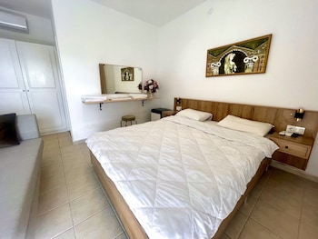 aspat hotel beach restaurant