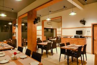 malvans aishwarya hotel