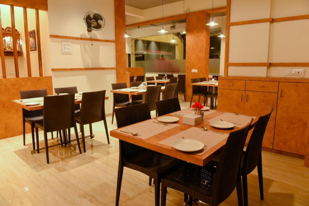 malvans aishwarya hotel