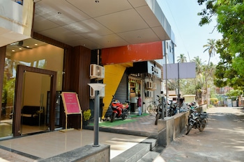 malvans aishwarya hotel