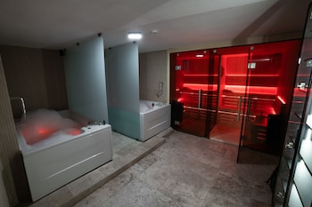 emery hotel