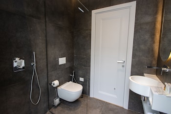 the crown boutique hotel and spa