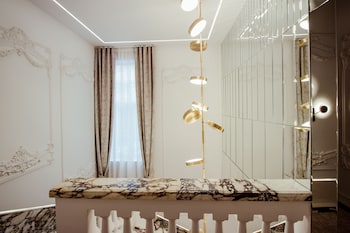 the crown boutique hotel and spa