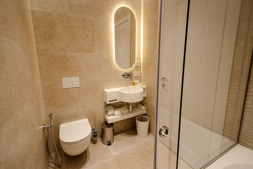 the crown boutique hotel and spa